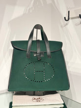 Load image into Gallery viewer, HERMÈS Feu2Dou Tote Vert Fonce Feutre & Gulliver Leather