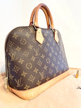 Load image into Gallery viewer, LOUIS VUITTON Monogram Alma PM Bag