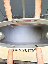 Load image into Gallery viewer, LOUIS VUITTON Vintage Perle White Monogram Vernis Reade PM Handle Tote
