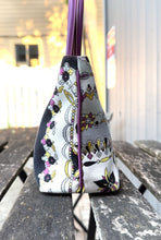 Load image into Gallery viewer, EMILIO PUCCI Vintage Floral Print Canvas Leather Top Handle Tote