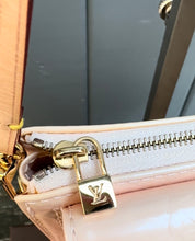 Load image into Gallery viewer, LOUIS VUITTON Vintage Mott Monogram Pink Vernis Shoulder Bag