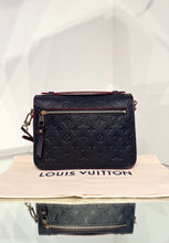 Load image into Gallery viewer, LOUIS VUITTON Pochette Métis Monogram Bag