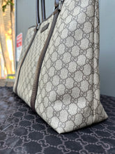 Load image into Gallery viewer, GUCCI Guccissima Canvas Leather Large Handle Shoulder Tote