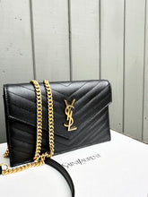 Load image into Gallery viewer, SAINT LAURENT Cassandra Envelope Chain Wallet