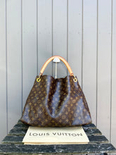Load image into Gallery viewer, LOUIS VUITTON Artsy MM Monogram Canvas Shoulder Bag