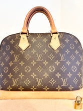 Load image into Gallery viewer, LOUIS VUITTON Monogram Alma PM Bag