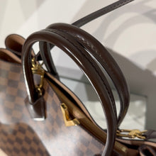 Load image into Gallery viewer, LOUIS VUITTON Damier Ebene Kensington Tote
