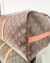 Load image into Gallery viewer, LOUIS VUITTON Monogram Keepall 50 Bandouliere Duffle Bag