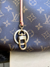 Load image into Gallery viewer, LOUIS VUITTON Artsy MM Monogram Canvas Shoulder Bag