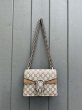 Load image into Gallery viewer, GUCCI Dionysus GG Supreme Mini Shoulder Bag