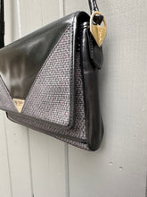 Load image into Gallery viewer, YVES SAINT LAURENT Leather Crossbody Bag