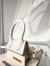 Load image into Gallery viewer, JACQUEMUS The Chiquito Mini leather Handle Shoulder Bag
