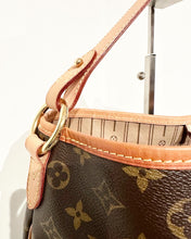 Load image into Gallery viewer, LOUIS VUITTON Monogram Delightful PM Shoulder Bag