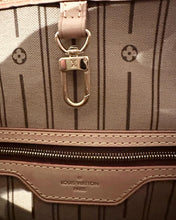 Load image into Gallery viewer, LOUIS VUITTON Monogram Delightful PM Shoulder Bag
