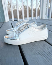Load image into Gallery viewer, CHANEL Leather Rubber CC Logo Low Top Sneakers
