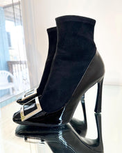Load image into Gallery viewer, ROGER VIVIER Patent Leather Suede Ankle Boots
