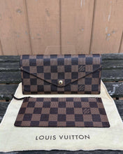 Load image into Gallery viewer, LOUIS VUITTON Damier Ebene Josephine Wallet