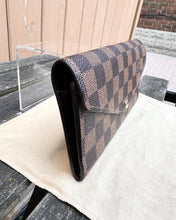 Load image into Gallery viewer, LOUIS VUITTON Damier Ebene Josephine Wallet