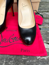Load image into Gallery viewer, CHRISTIAN LOUBOUTIN Simple 85 Leather Pumps