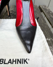 Load image into Gallery viewer, MANOLO BLAHNIK Pointed Toe T-Strap High Heel Leather Pumps