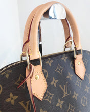 Load image into Gallery viewer, LOUIS VUITTON Monogram Alma PM Bag