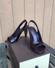 Load image into Gallery viewer, LOUIS VUITTON Amarante Red Patent Leather High Heel Slingback Sandals