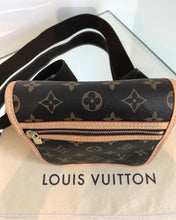 Load image into Gallery viewer, LOUIS VUITTON Rare Unisex Monogram Canvas Bosphore Bumbag