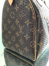 Load image into Gallery viewer, LOUIS VUITTON Limited Edition Fuchsia Monogram Perforated Speedy 30 Bag
