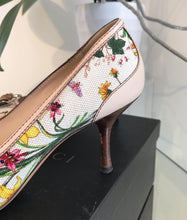 Load image into Gallery viewer, GUCCI Floral Canvas Leather Multicolour Bamboo Horsebit Mid Heel Pumps