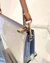 Load image into Gallery viewer, LOUIS VUITTON Monogram Vernis Lexington Pochette