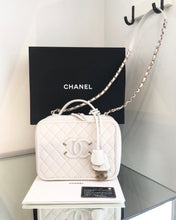 Load image into Gallery viewer, CHANEL Quilted Caviar Leather Filigree Large Vanity Case