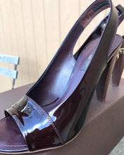 Load image into Gallery viewer, LOUIS VUITTON Amarante Red Patent Leather High Heel Slingback Sandals