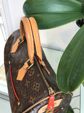 Load image into Gallery viewer, LOUIS VUITTON Limited Edition Fuchsia Monogram Perforated Speedy 30 Bag