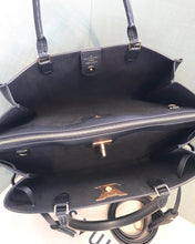 Load image into Gallery viewer, LOUIS VUITTON Lockmeto Tote