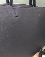Load image into Gallery viewer, LOUIS VUITTON Lockmeto Tote