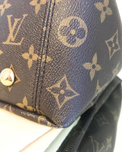 Load image into Gallery viewer, LOUIS VUITTON Monogram Pallas MM Bag in Pink