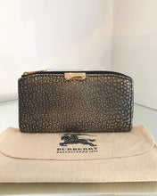 Load image into Gallery viewer, BURBERRY Pebbled Leather Zip Around Wallet