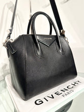 Load image into Gallery viewer, GIVENCHY Small Antigona Bag
