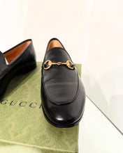 Load image into Gallery viewer, GUCCI Horsebit Black Leather Slip-On Loafers
