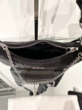 Load image into Gallery viewer, PRADA Re-Edition 2005 Re-Nylon Bag
