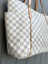 Load image into Gallery viewer, LOUIS VUITTON Damier Azur Totally GM Shoulder Bag
