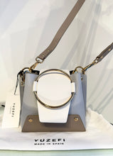 Load image into Gallery viewer, YUZEFI Colour Block Leather Handle Crossbody Bag
