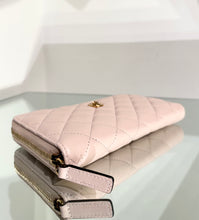 Load image into Gallery viewer, VERSACE Medusa Quilted Leather Long Zip Around Wallet
