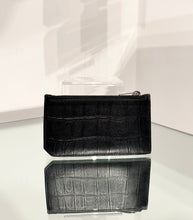 Load image into Gallery viewer, SAINT LAURENT Paris Leather Zip Card Holder
