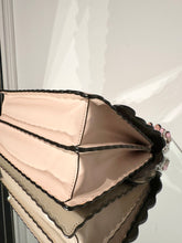 Load image into Gallery viewer, FENDI Kan I Medium Scalloped Handle Shoulder Crossbody Leather Bag
