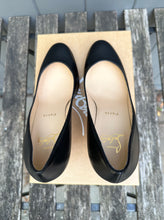 Load image into Gallery viewer, CHRISTIAN LOUBOUTIN Simple 70 Nappa Leather Pumps
