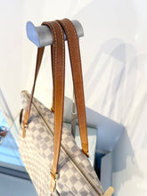 Load image into Gallery viewer, LOUIS VUITTON Damier Azur Totally MM Shoulder Tote
