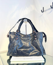 Load image into Gallery viewer, BALENCIAGA Giant City Bag
