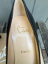 Load image into Gallery viewer, CHRISTIAN LOUBOUTIN Simple 70 Nappa Leather Pumps
