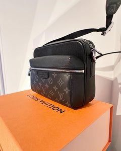LOUIS VUITTON Outdoor Messenger Bag